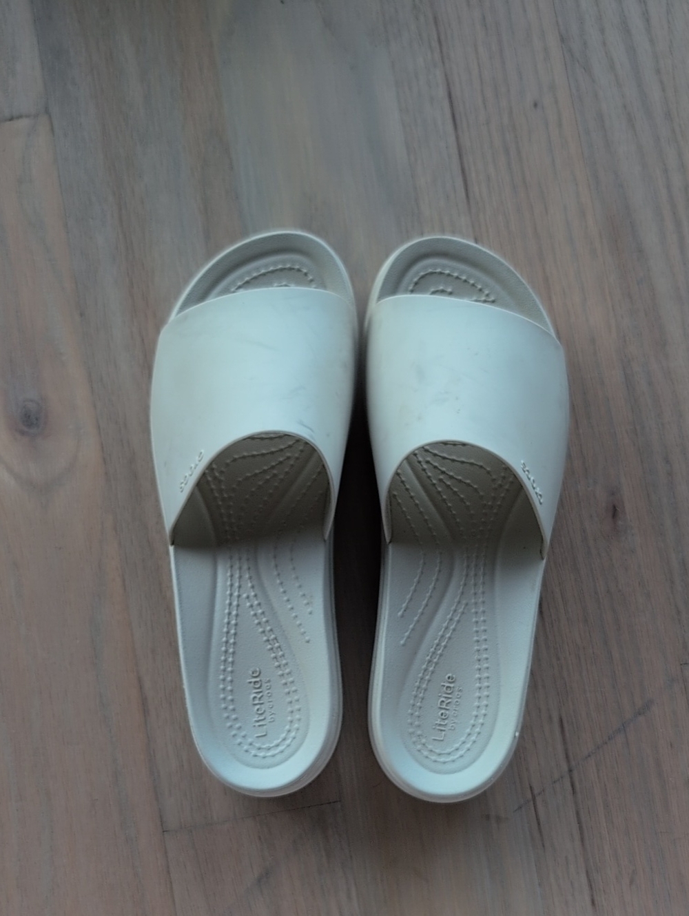 CROCS Women's Light Cream Slide Platform Sandals Size 7